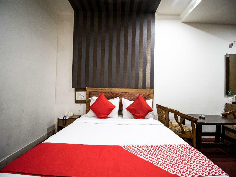 Oyo Imax Inn Near Charminar Hyderabad Exterior photo