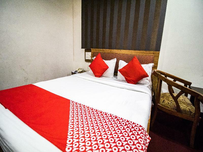 Oyo Imax Inn Near Charminar Hyderabad Exterior photo